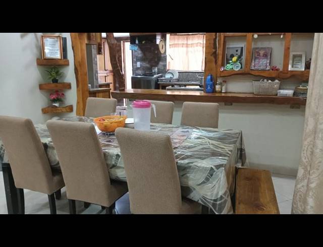 4 BEDROOM HOUSE FOR SALE IN CAVERSHAM GLEN